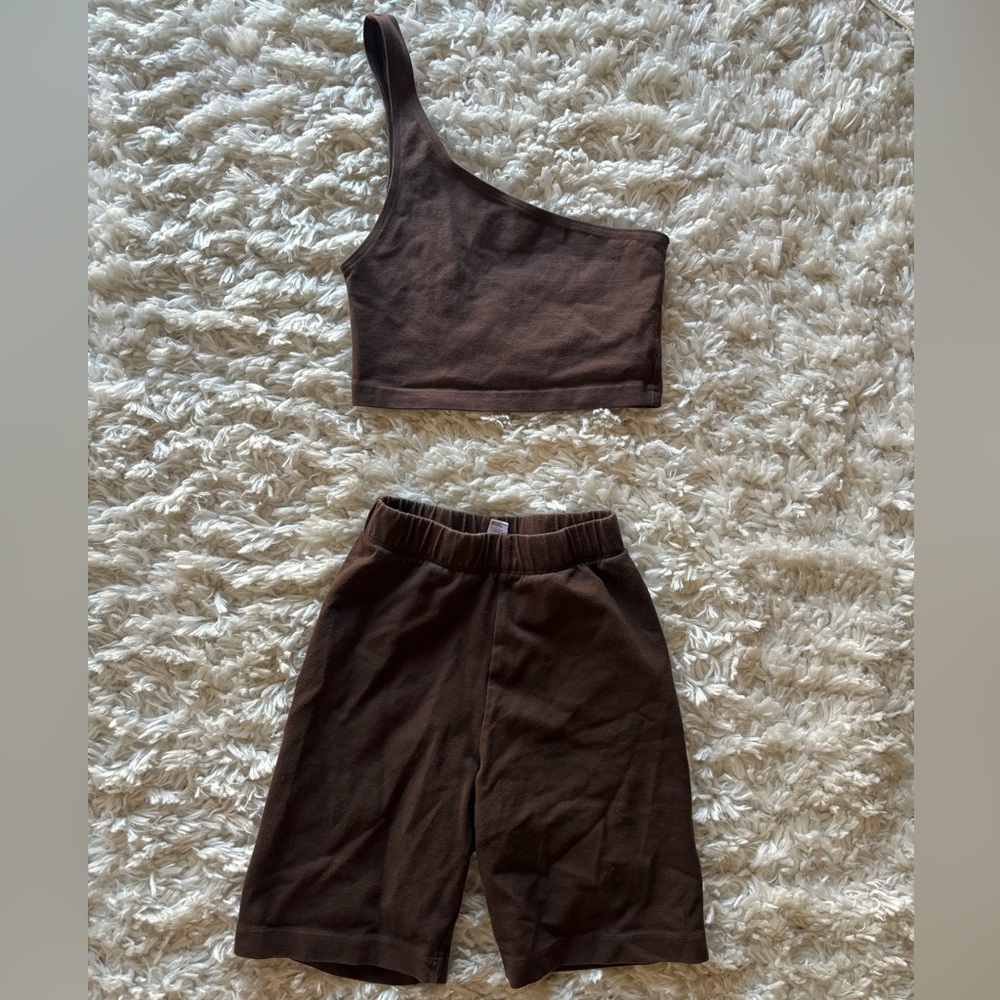 LOS ANGELES APPAREL Matching One Shoulder Bra and Biker Shorts
